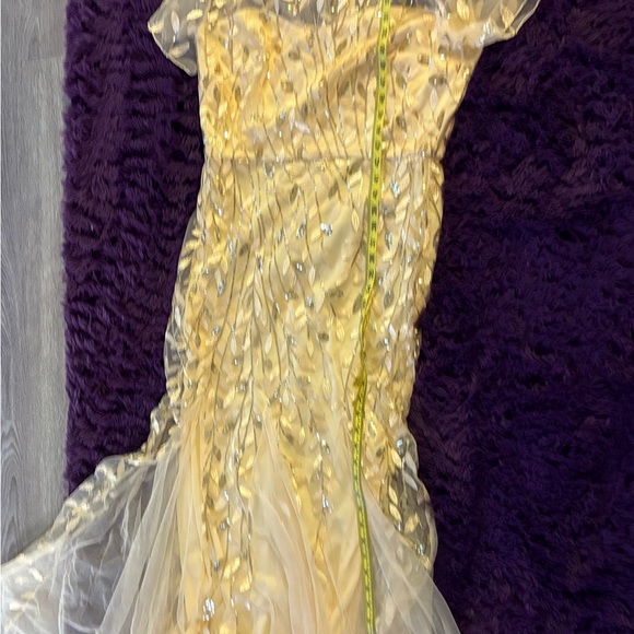 Dresses & Skirts - Elegant Gold women’s Dress